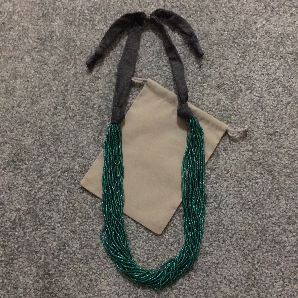Pretty Green color Beaded Necklace